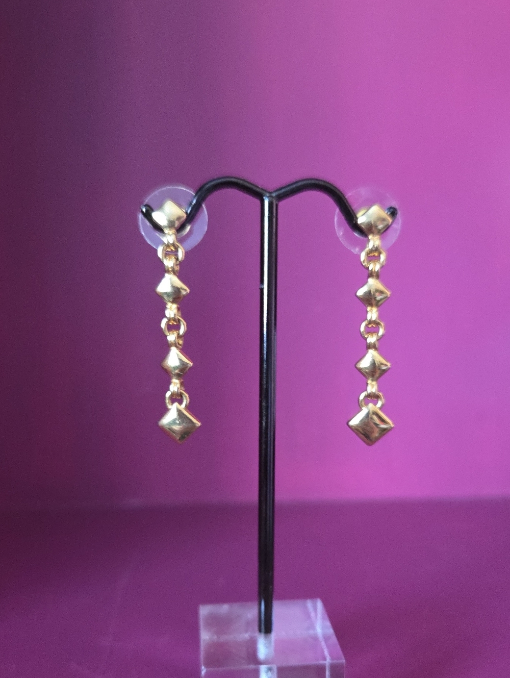 Vintage 80s Monet Gold-Plated Diamond-Shaped Link Drop Earrings
